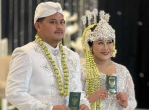 Read more about the article Boiyen Gugat Cerai Rully Anggi Akbar Usai Dua Bulan Menikah, Sidang Perdana Telah Digelar