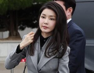 Read more about the article Mantan Ibu Negara Korea Selatan Kim Keon Hee Divonis 20 Bulan Penjara dalam Perkara Korupsi