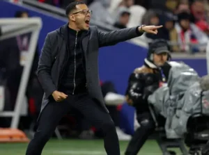 Read more about the article Menelisik Taktik Chelsea Era Liam Rosenior: Formasi yang Fleksibel