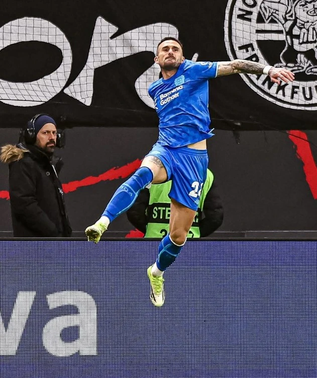 You are currently viewing Leverkusen Tampil Efektif, Frankfurt Tumbang 1-3